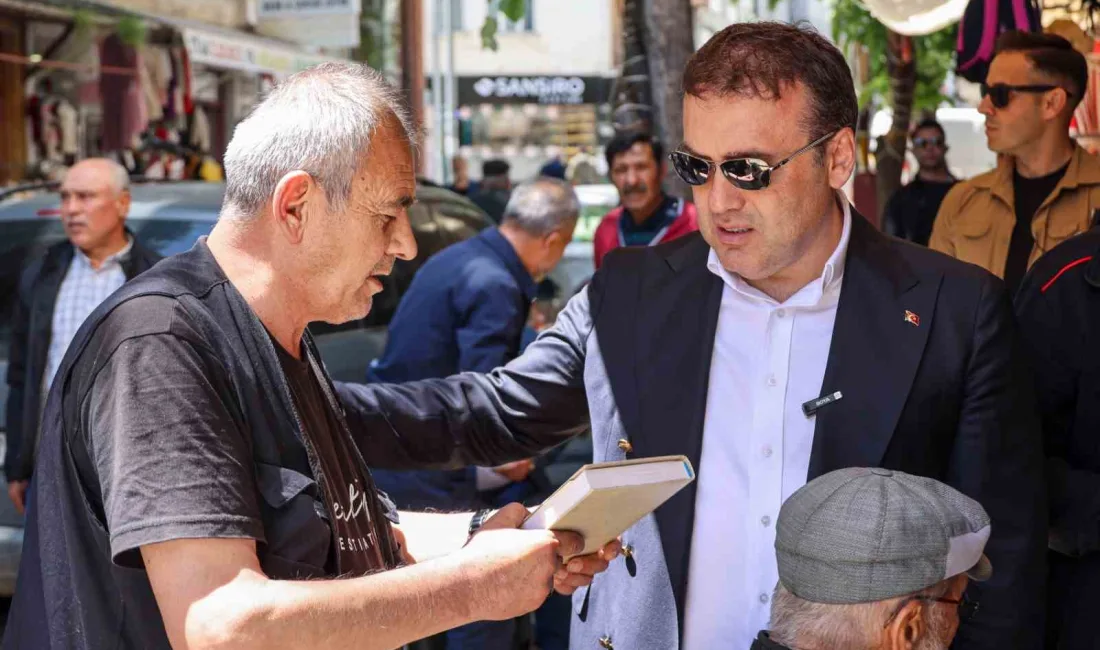Bilecik Valisi Faik Oktay Sözer, kent merkezinde faaliyet gösteren çarşı