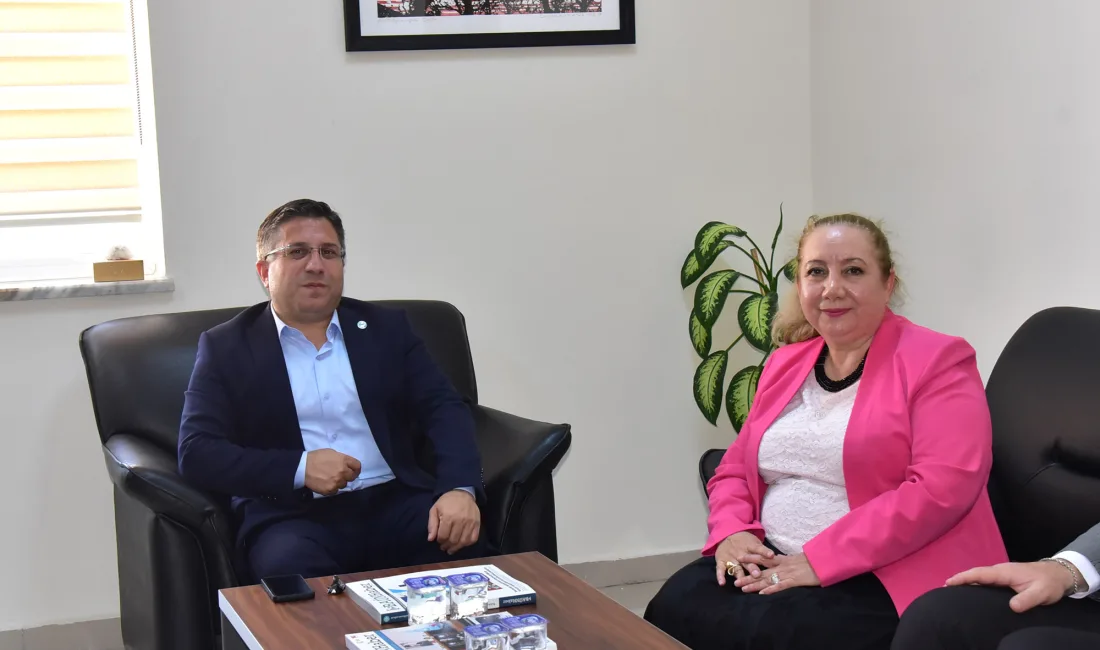 Balıkesir Üniversitesi Rektörü Prof. Dr. Yücel Oğurlu, Rektör Yardımcıları Prof.