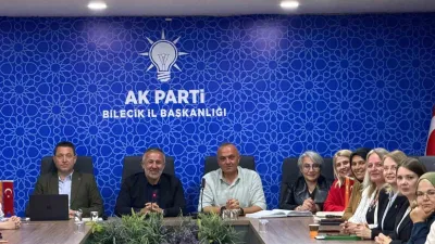 AK Parti Bilecik Haftalık Olağan İl Yönetim Kurulu Toplantısı’nda yol
