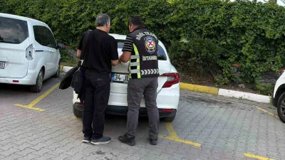 Avcılar’da aralarında yol verme meselesi nedeniyle kavga çıkan iki sürücüye,