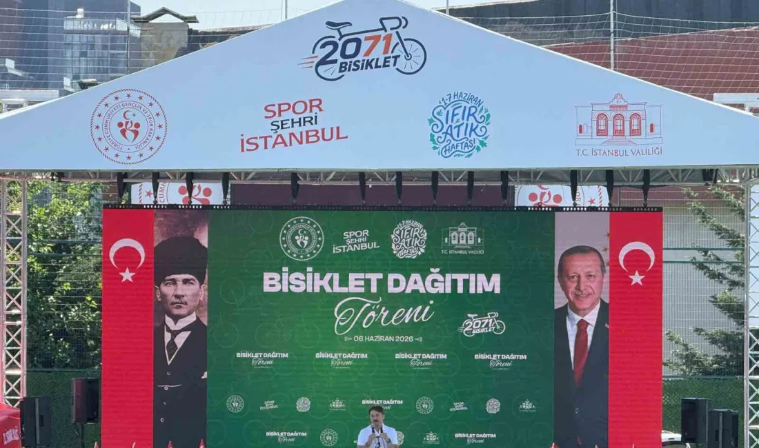 Bahçelievler Belediyesi’nin katkılarıyla 2 bin 71 adet bisiklet düzenlenen tören