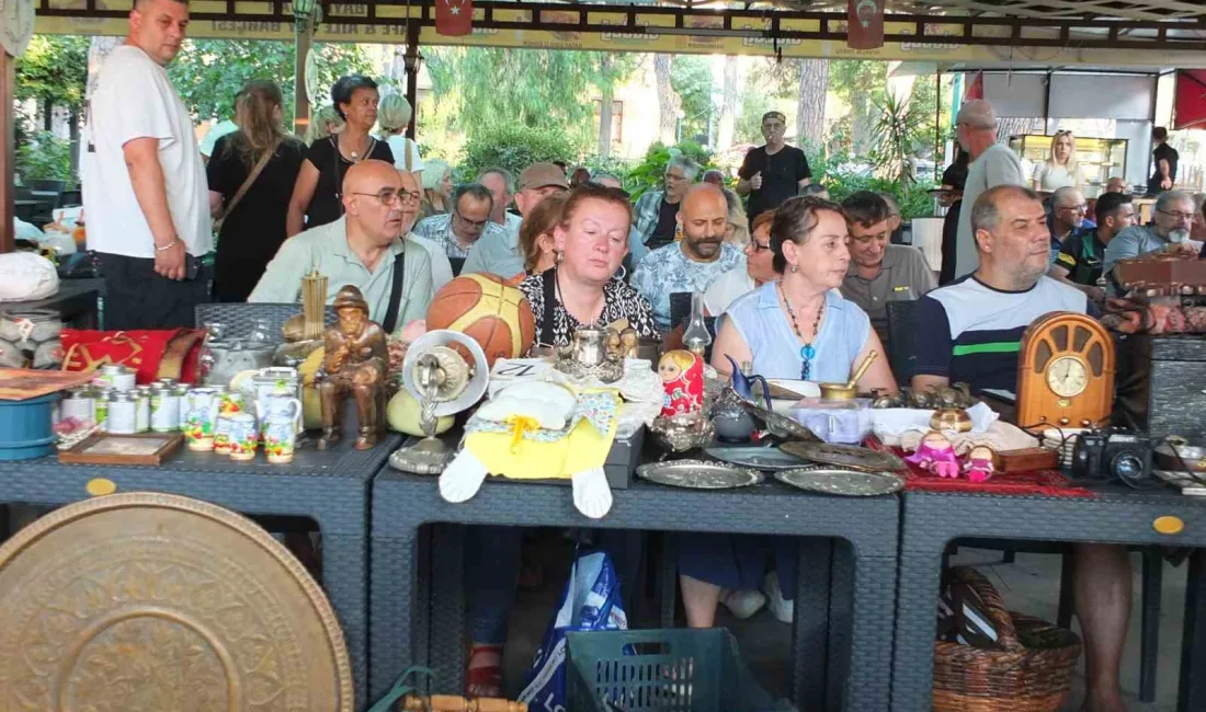 Burhaniye ilçesinde, hayat pahalılığının artması ikinci el mezatlarına olan ilgiyi