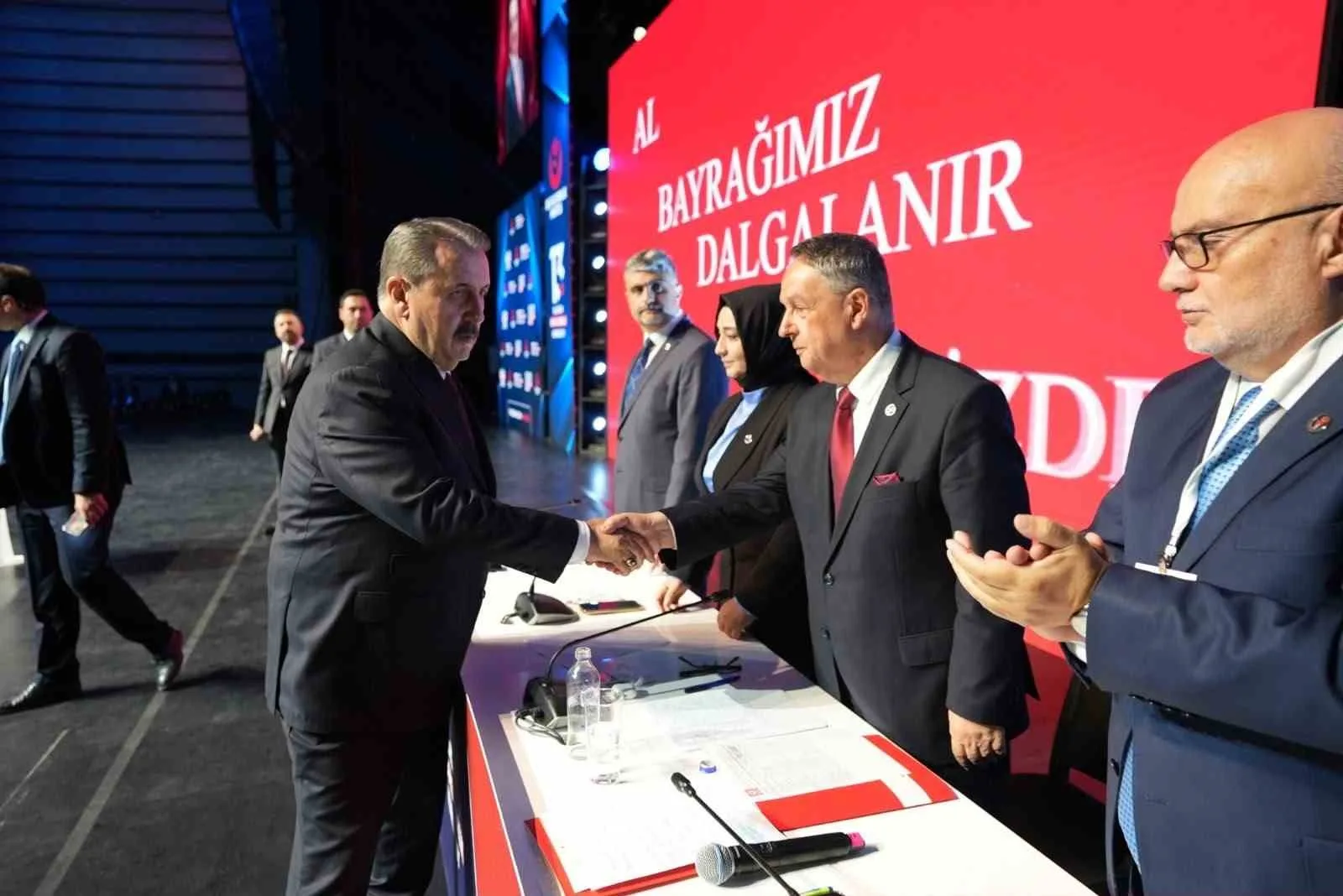 Büyük Birlik Partisi’nin (BBP) 13. Olağan Büyük Kurultayı tamamlandı. Kurultay