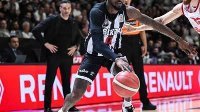 Türkiye Sigorta Basketbol Süper Ligi play-off yarı final 5. ve