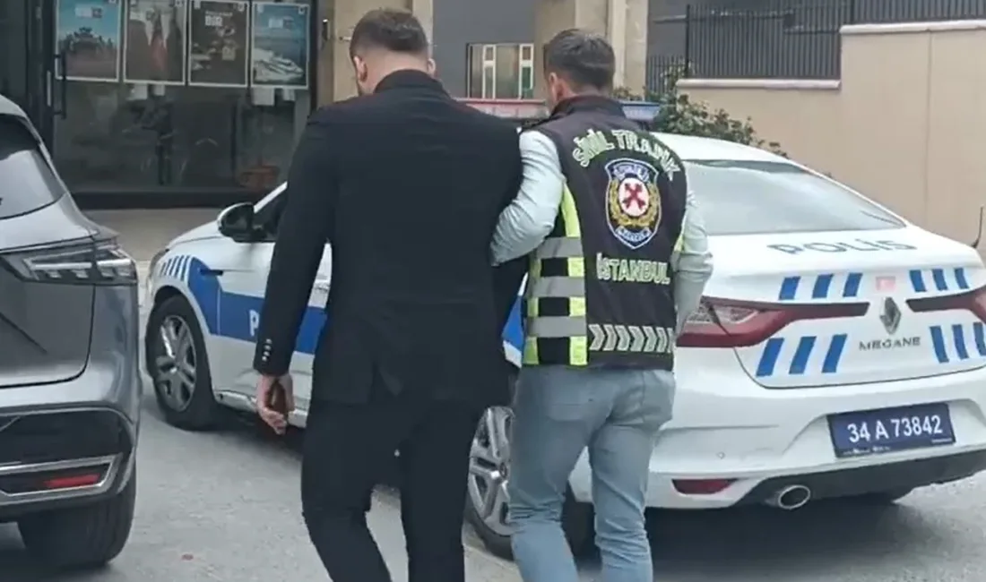 Beylikdüzü’nde trafikte motosikletliye saldıran araç sürücüne 180 bin TL para