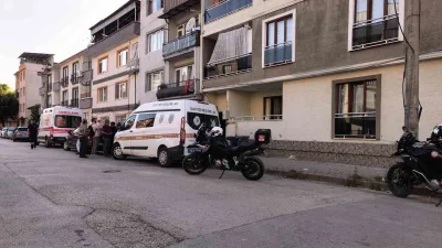 Bursa’nın İnegöl ilçesinde yaşlı kadın yalnız yaşadığı evinde ölü bulundu.