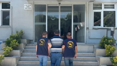 Çanakkale’de jandarma ekiplerince yapılan uygulamalarda farklı suçlardan aranan 63 şüpheli