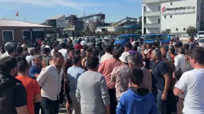 Edirne’nin Uzunköprü ilçesinde faaliyet gösteren Kiremitçiler Maden Ocağı işçileri, maaş