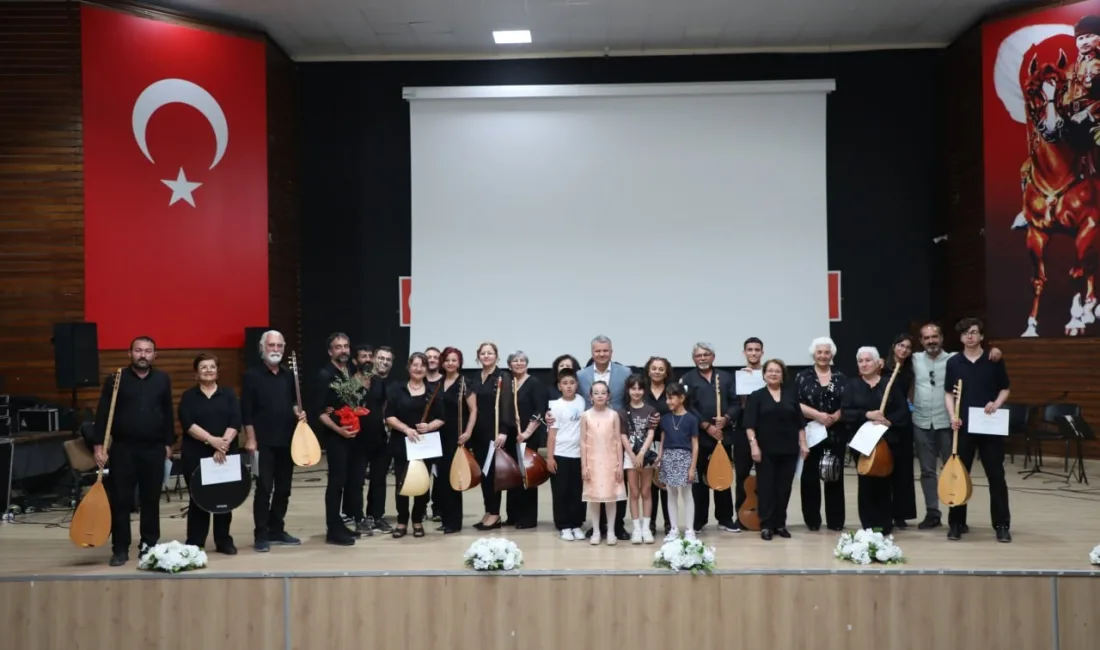 Edremit Belediyesi Atatürk Gençlik Merkezi Bağlama Atölyesi kursiyerleri tarafından hazırlanan