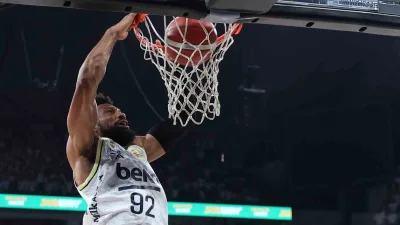 Türkiye Sigorta Basketbol Süper Ligi play-off final serisi 3. maçında