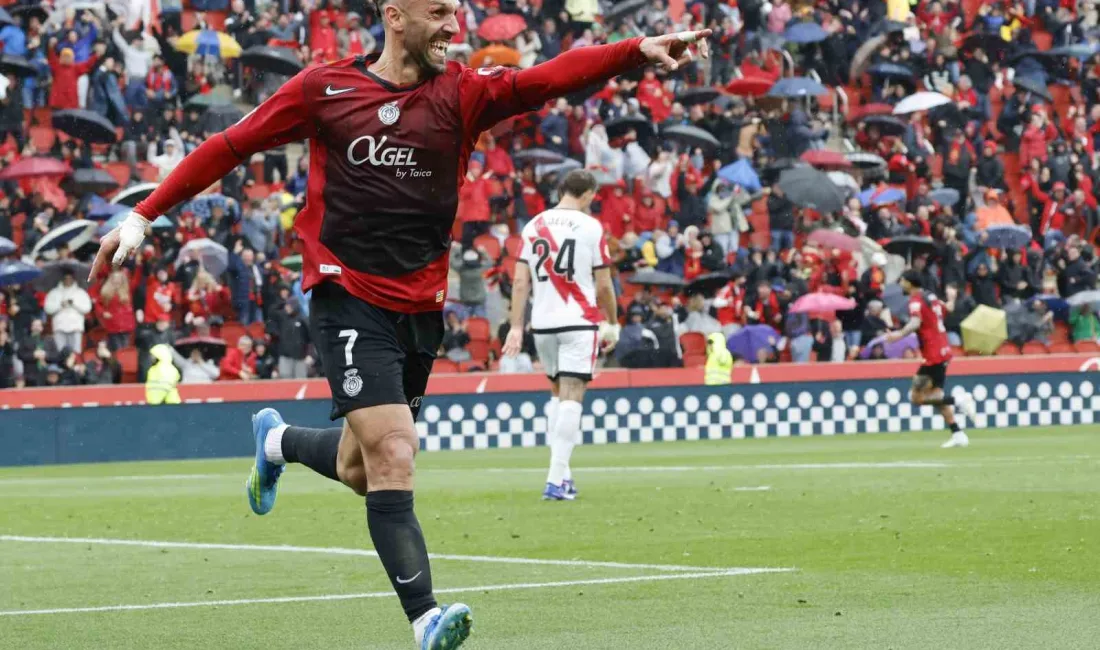 Fenerbahçe, Teknik Direktör İsmail Kartal’ı açıklamasının ardından transferde de Kosovalı