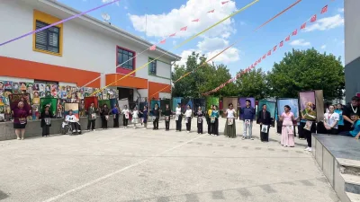 Şehit Harun Arvas Ortaokulu Görsel Sanatlar Öğretmeni Sevda Eren’in öncülüğünde