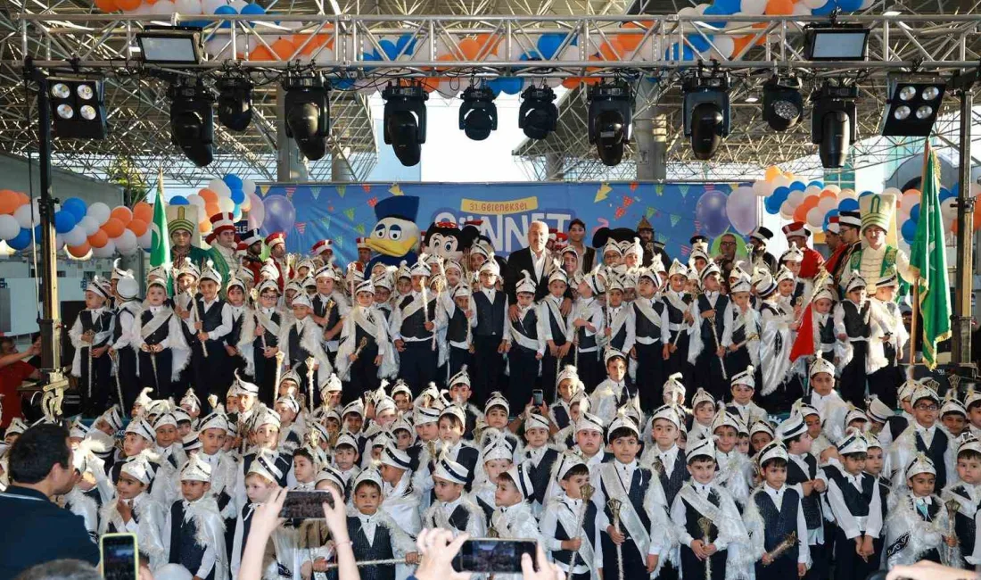 Gebze Belediyesi tarafından bu yıl 31’incisi düzenlenen Geleneksel Sünnet Şöleni,