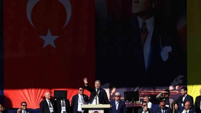 Fenerbahçe Başkan Adayı Hakan Safi, kongre üyelerinin yarın geçmiş ile