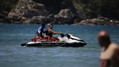 Kandıra’da olumsuz hava ve deniz şartları nedeniyle tüm plajlarda denize