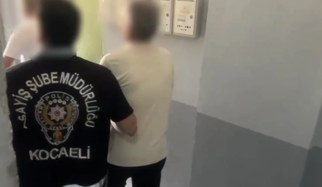 Kocaeli polisinin düzenlediği operasyonla, hakkında 10 yıl 10 ay kesinleşmiş