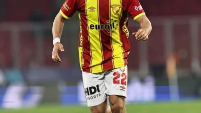Kocaelispor, Göztepe forması giyen 23 yaşındaki savunma oyuncusu Uğur Kaan
