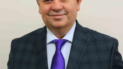 Uğur Okulları Genel Müdür Yardımcısı Adil Kurt ve Ortaokul Bölüm