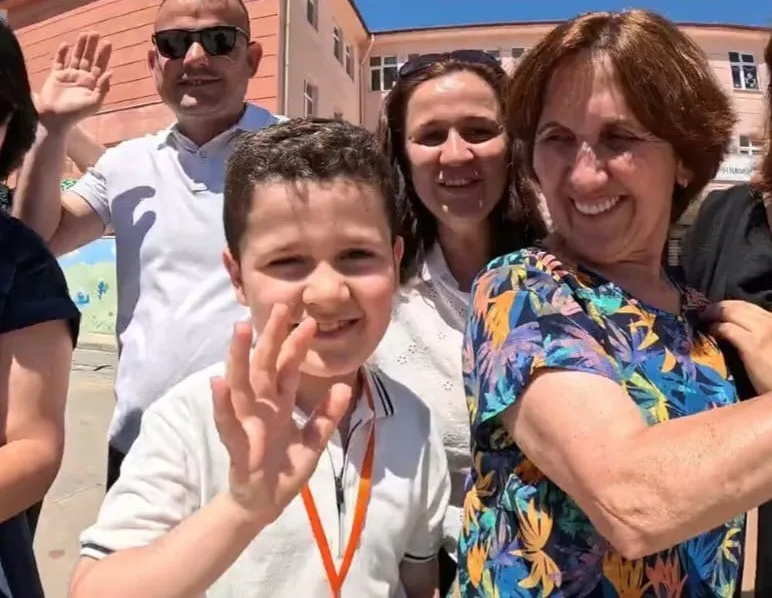 Kırklareli’nin Lüleburgaz ilçesinde 5 yıl süren teravisinin ardından lösemiyi yenen