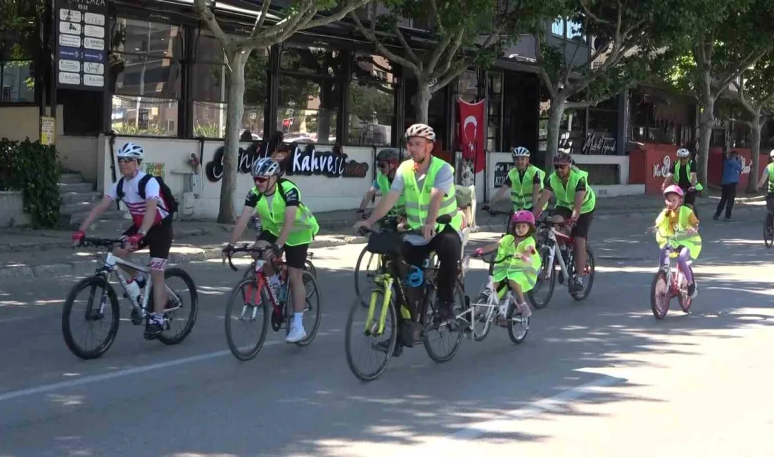Yeşilay tarafından bu yıl 13.’sü düzenlenen Geleneksel Yeşilay Bisiklet Turu,