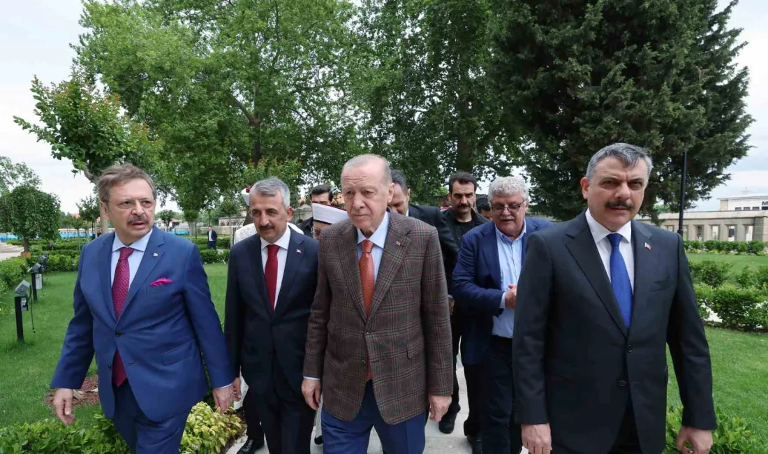 Cumhurbaşkanı Recep Tayyip Erdoğan, “Muhalefetin koltuk kavgalarıyla boşa hrcayacak tek