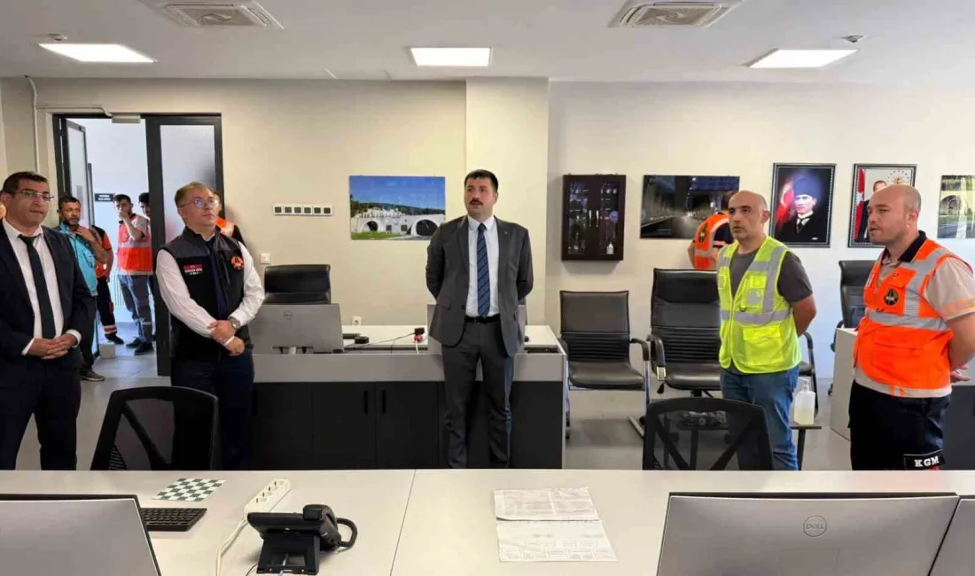 Çanakkale’nin Ayvacık ilçesindeki Troya Tüneli’nde trafik kazası tatbikatı yapıldı. Karayolları