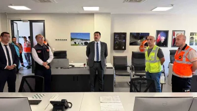 Çanakkale’nin Ayvacık ilçesindeki Troya Tüneli’nde trafik kazası tatbikatı yapıldı. Karayolları