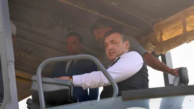 Bilecik Valisi Faik Oktay Sözer, bitümlü sıcak karışım (BSK) yol