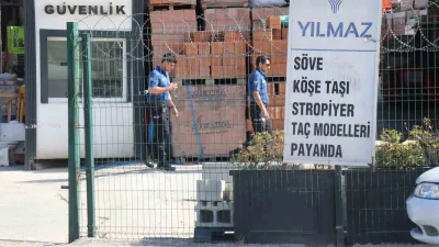 SAKARYA (İHA) – Sakarya’nın Adapazarı ilçesinde bir yapı malzemeleri firmasında