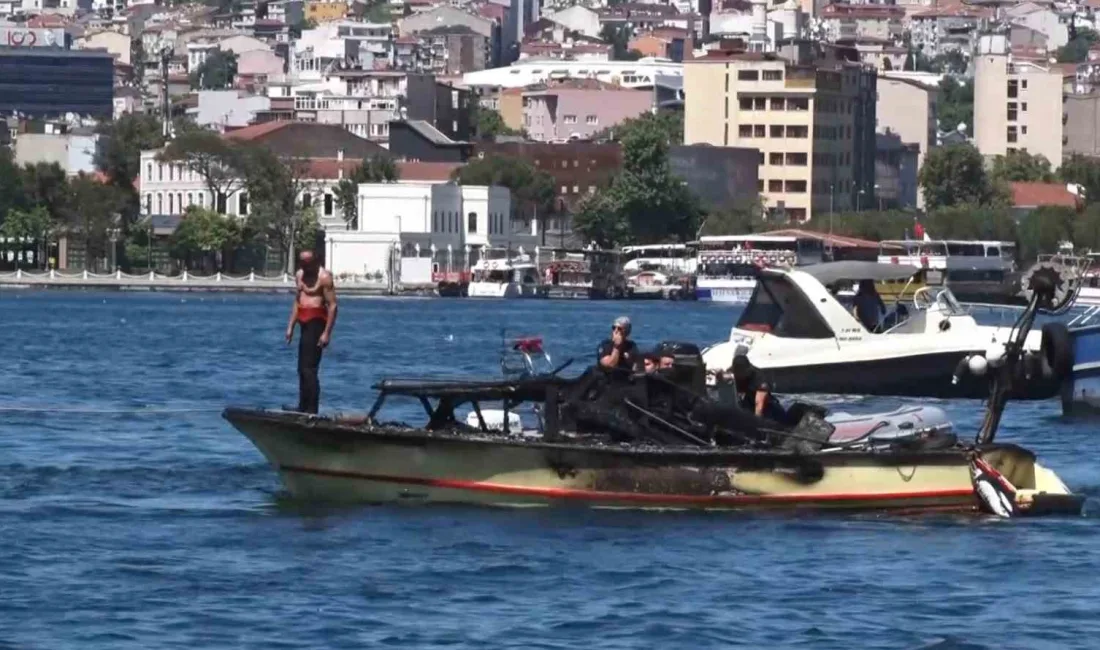 İstanbul Fatih’te bulunan Balat sahilinde deniz üzerindeki bir teknede henüz