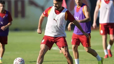 Galatasaray, yeni sezon hazırlıklarını bugün yaptığı antrenmanlarla sürdürdü. Kemerburgaz Metin