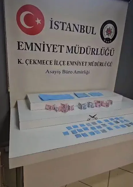 Küçükçekmece’de, uyuşturucu madde ticaretinin önlenmesine yönelik yürütülen çalışma kapsamında, bir