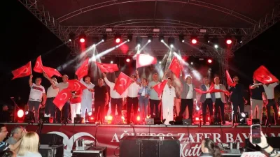 Balıkesir’in Edremit Belediyesi, 30 Ağustos Zafer Bayramı’nın 104. yıl dönümünü