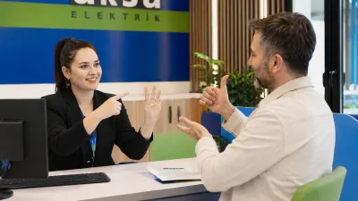 Aksa Elektrik, “İletişime El Ver” projesi kapsamında, 9 ildeki müşteri