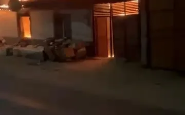 Bursa’nın Karacabey ilçesine bağlı Bakırköy Mahallesi’nde bir evde yangın çıktı.