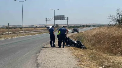 Kırklareli’nin Babaeski ilçesinde motosikletin kontrolden çıkarak yol kenarına devrilmesi sonucu