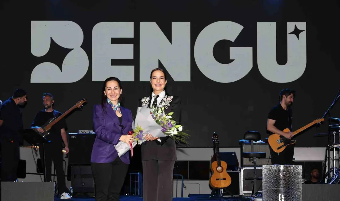 Beykoz Belediyesi, 30 Ağustos Zafer Bayramı coşkusunu Beykoz Sahili’ne taşıdı.