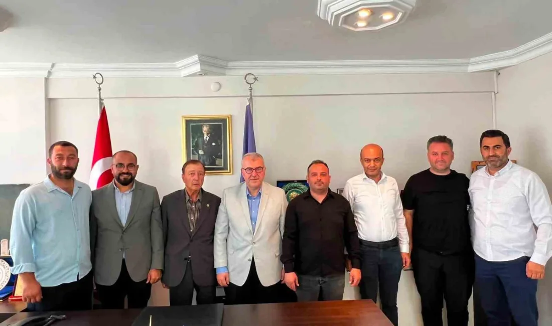 AK Parti Bilecik Milletvekili Halil Eldemir ve AK Parti Bilecik