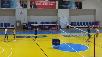Burhaniye ilçesinde, İlçe Gençlik ve Spor Müdürlüğünün düzenlediği Yaz Spor