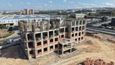 Çayırova’da yapımı süren 24 derslikli mesleki ve teknik anadolu lisesinin