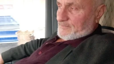 Sakarya’da kontrolden çıkarak devrilen traktörün altında kalan sürücü hayatını kaybetti.