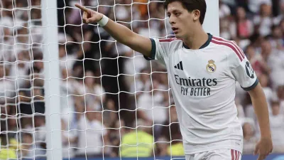La Liga’nın 3. haftasında Real Madrid, evinde Malaga’yı 4-0 mağlup