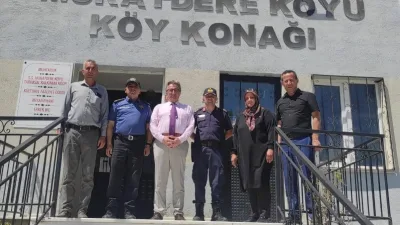 Bilecik’in Bozüyük ilçesinde Bozüyük Kaymakamı Dr. Ahmet Naci Helvacı, kadın