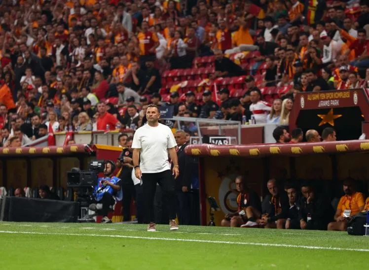 Galatasaray Teknik Direktörü Okan Buruk, Göztepe galibiyetinin ardından yaptığı açıklamada,