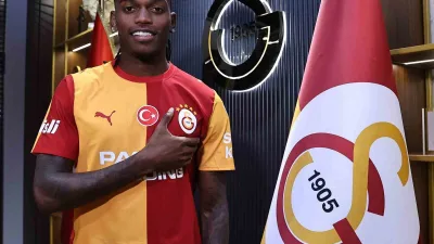 Galatasaray’ın yeni transferi 27 yaşındaki Rafael Leao, sarı-kırmızılıların tarihindeki 7.