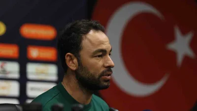 Kocaelispor Teknik Direktörü Selçuk İnan, Amed Sportif Faaliyetler karşısında aldıkları