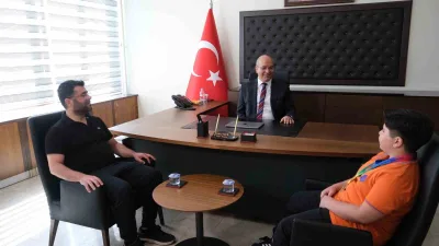 İstanbul’da yaşayan 11 yaşındaki Ömer Selim Köksal, Singapur Uluslararası Matematik
