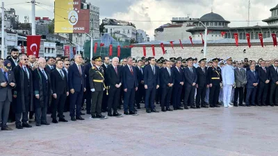 30 Ağustos Zafer Bayramı’nın 104’üncü yıl dönümü dolayısıyla Taksim Meydanı’nda