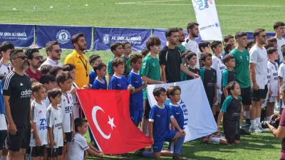 Tuzla’da 30 Ağustos Zafer Bayramı kapsamında düzenlenen U11 Futbol Turnuvası’nda