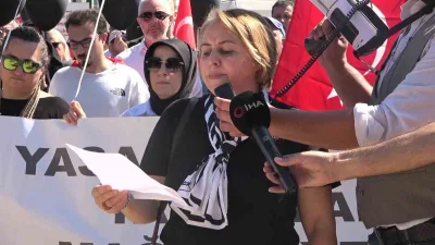 Bursa’da Atış Yapı mağdurları, yaşadıkları sorunlara dikkat çekerek, konut projelerindeki